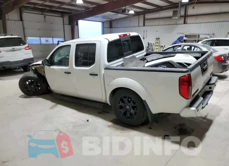 1N6ED0EB8LN719652 Photo# 2