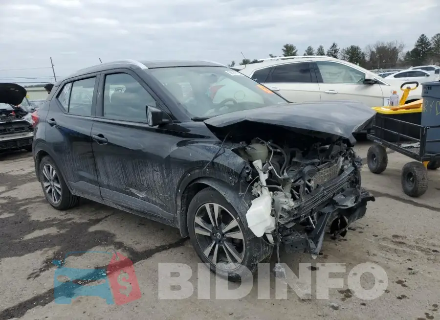 3N1CP5CU2JL536203 Photo# 4