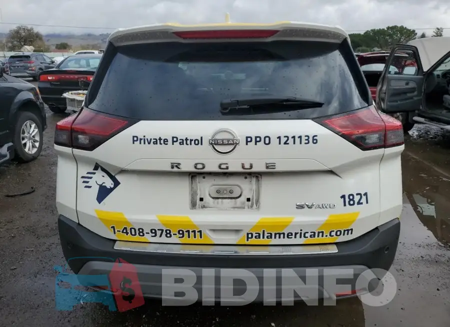 JN8BT3BBXPW491821 Photo# 6