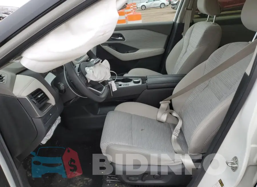 JN8BT3BBXPW494301 Photo# 7