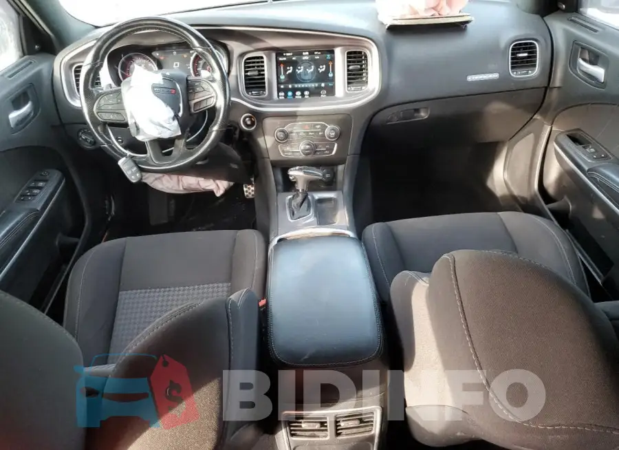 2C3CDXHG4MH643792 Photo# 8