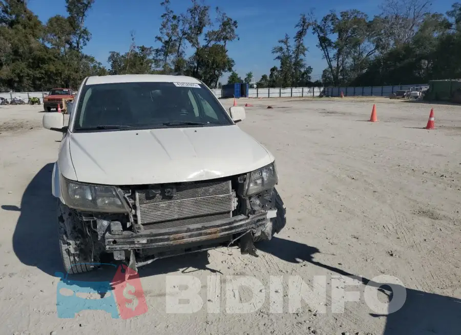 3C4PDCGB6HT644015 Photo# 5