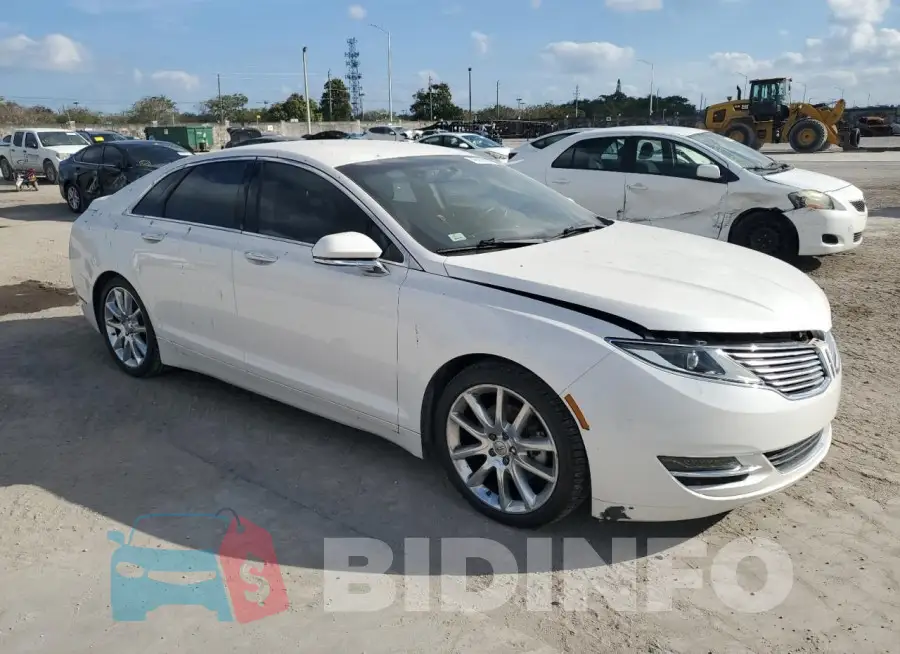 3LN6L2GK9GR601482 Photo# 4