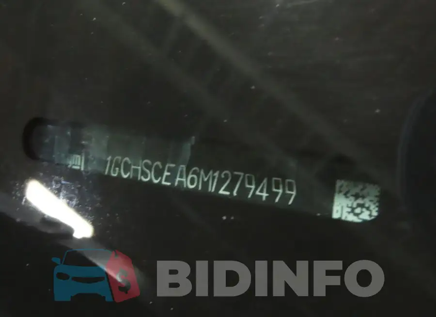 1GCHSCEA6M1279499 Photo# 10