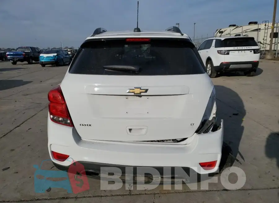 3GNCJLSB6HL228777 Photo# 6