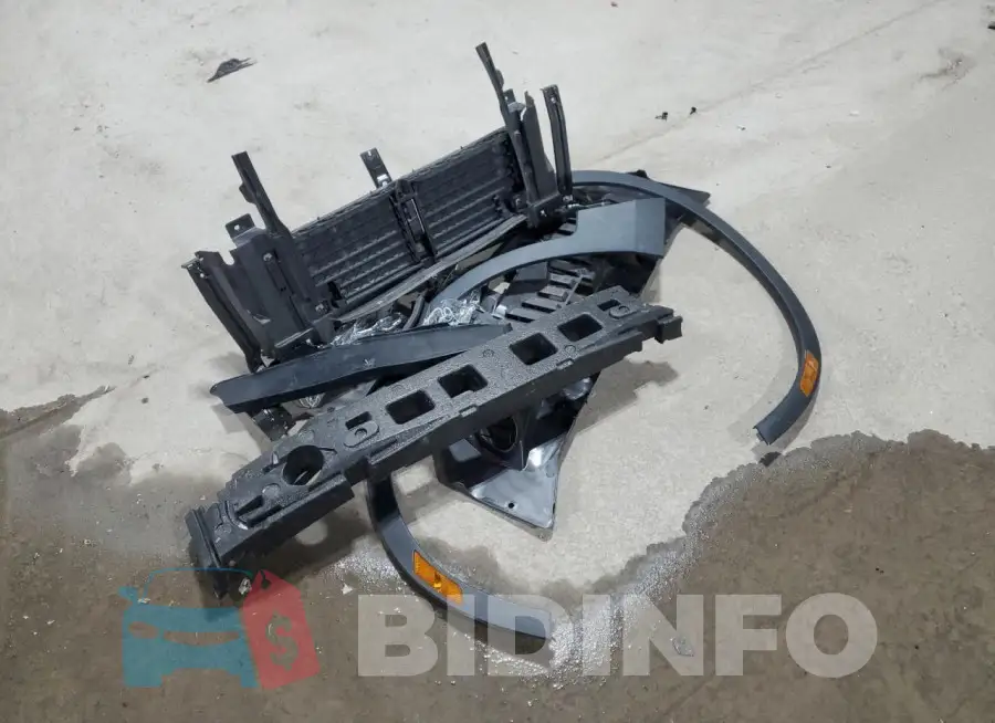3GNKBHRS1LS632743 Photo# 13