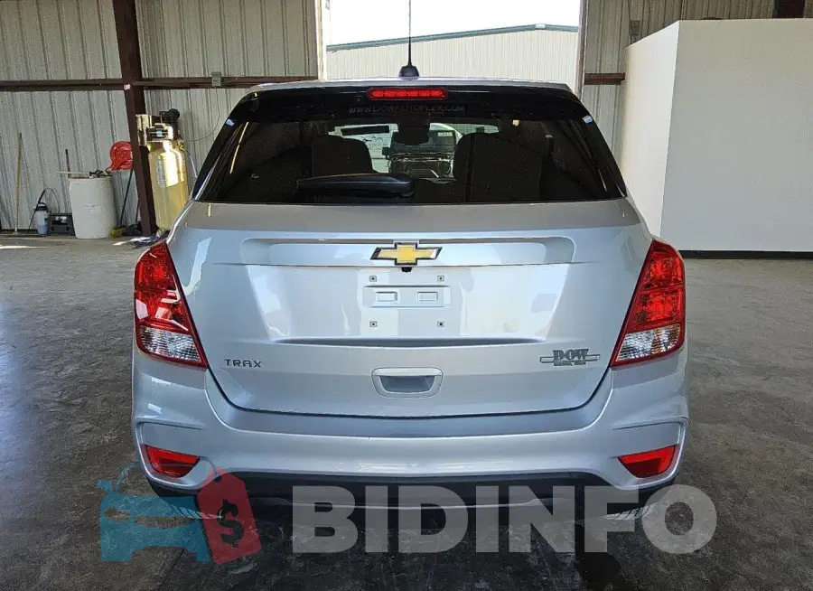 KL7CJKSM2NB526841 Photo# 6