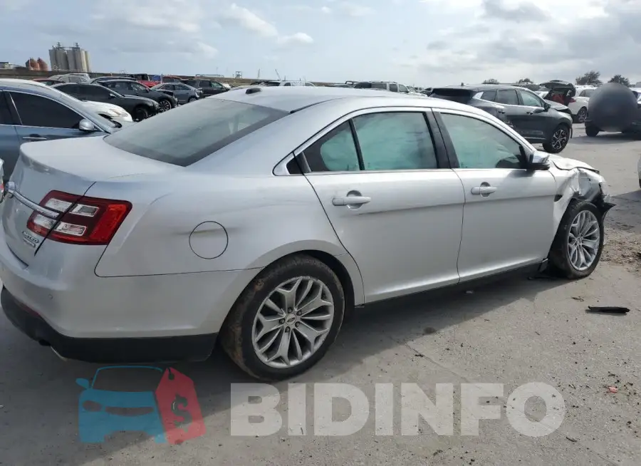 1FAHP2F80JG128387 Photo# 3