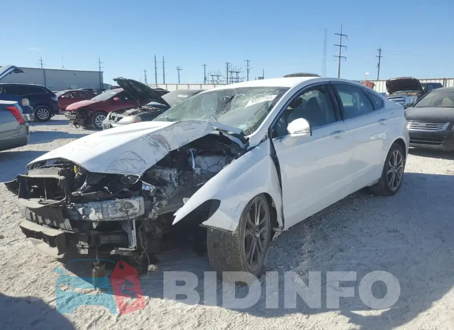 3FA6P0CDXKR183954 Photo# 1