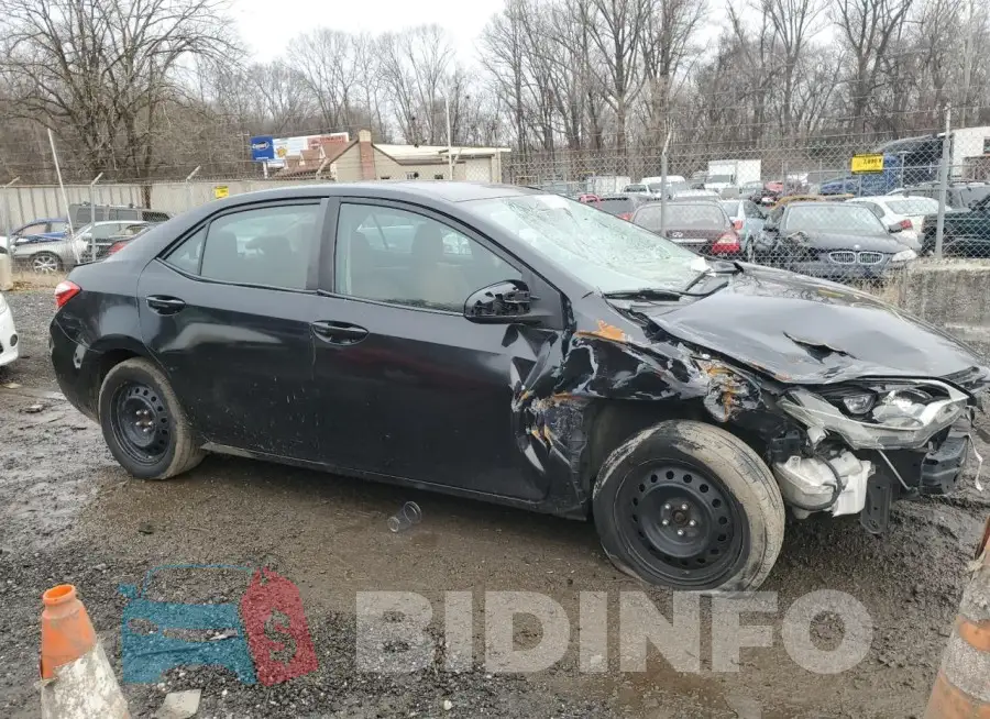 2T1BURHE2GC676483 Photo# 4