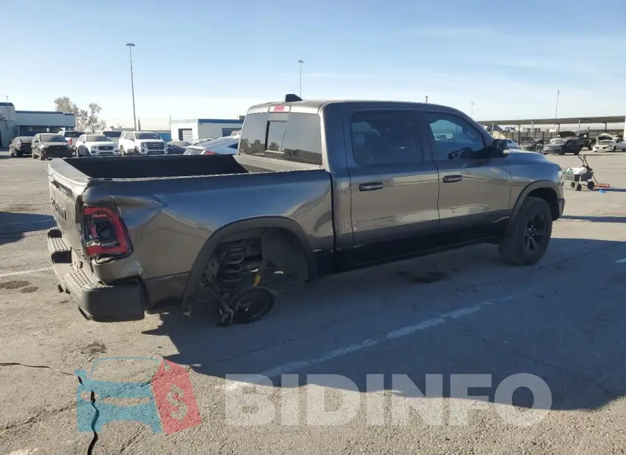 1C6SRFLT4MN563379 Photo# 3