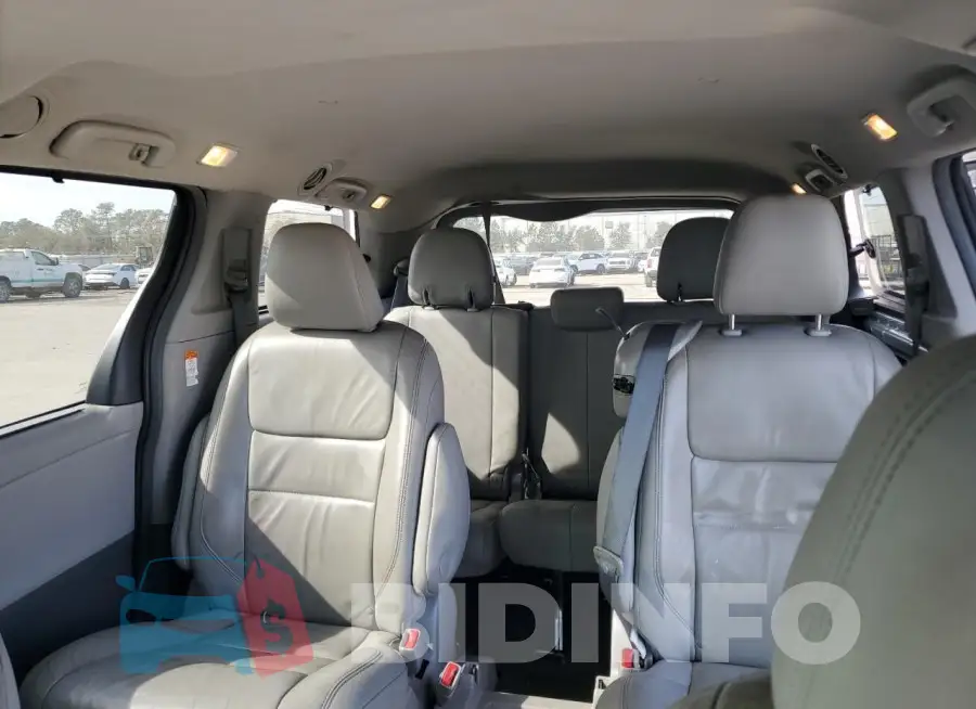 5TDYK3DCXGS704832 Photo# 10