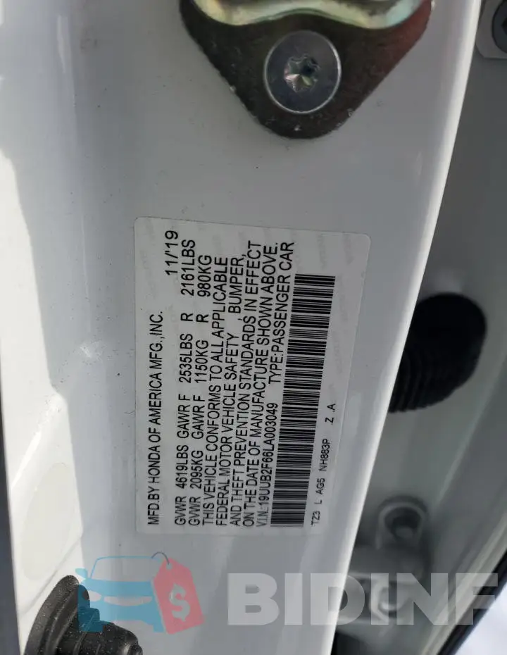19UUB2F66LA003049 Photo# 12
