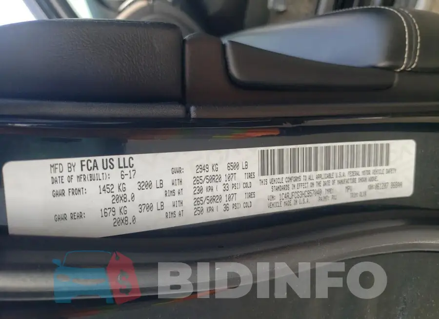 1C4RJFCG3HC957040 Photo# 13