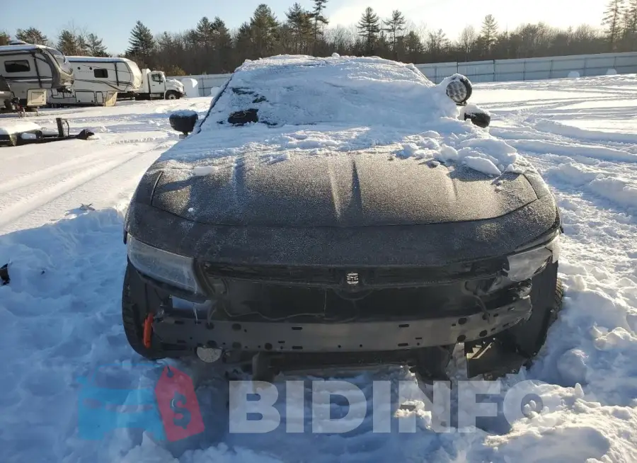 2C3CDXKTXJH301247 Photo# 5