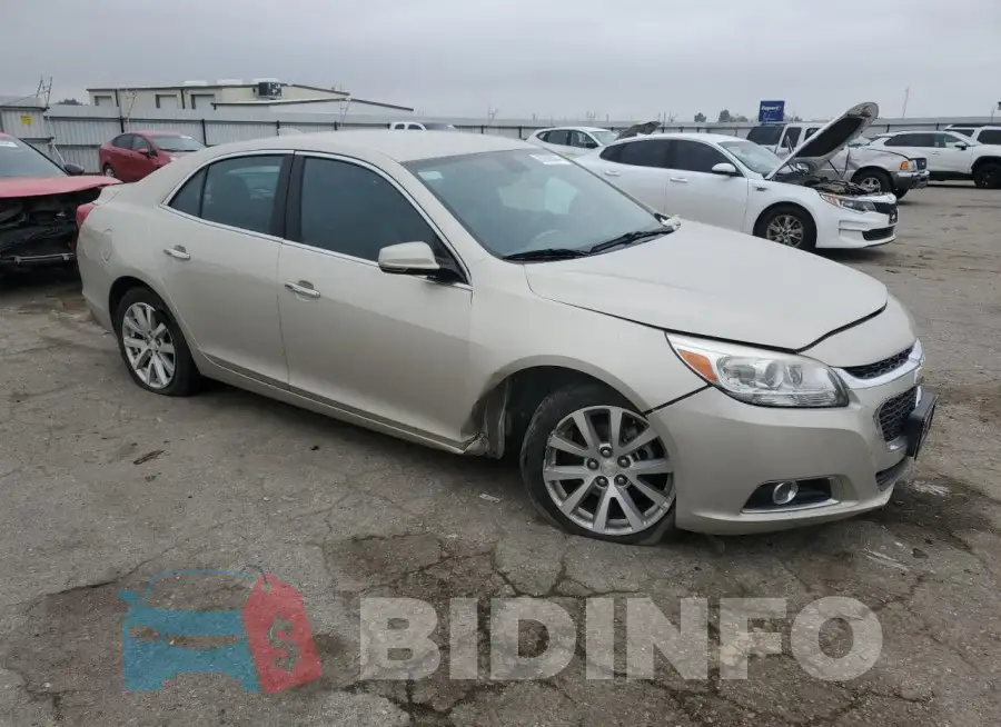 1G11E5SA6GF105201 Photo# 4