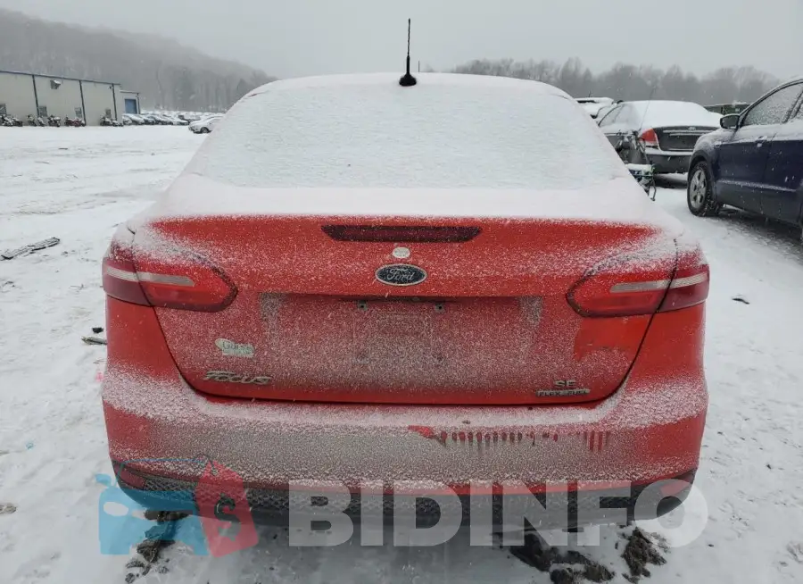1FADP3F20GL266995 Photo# 6