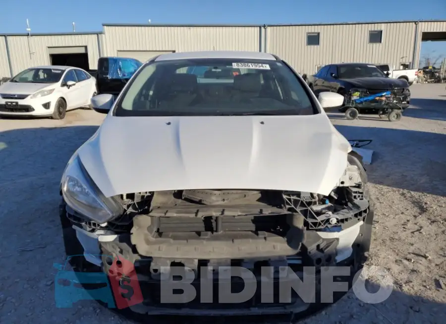 1FADP3F24JL203521 Photo# 5