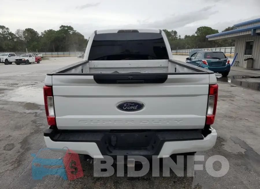 1FT7W2BT3JEB22453 Photo# 6