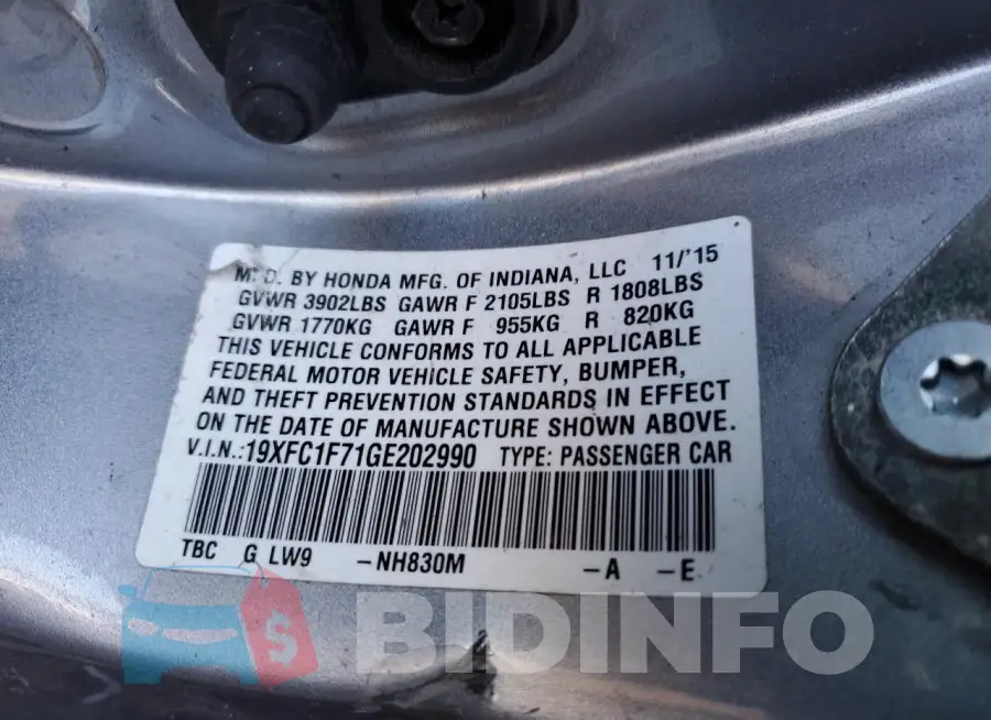 19XFC1F71GE202990 Photo# 12