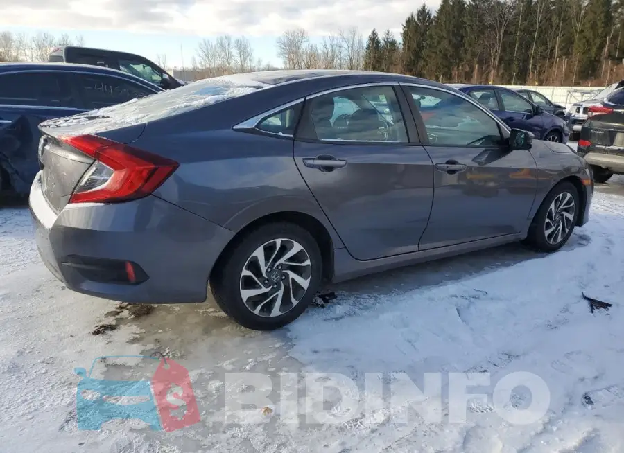 19XFC2F70GE239440 Photo# 3