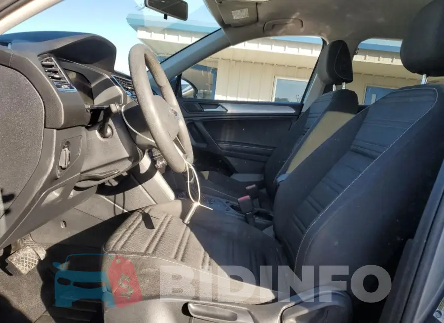 3VV1B7AX4NM150475 Photo# 7