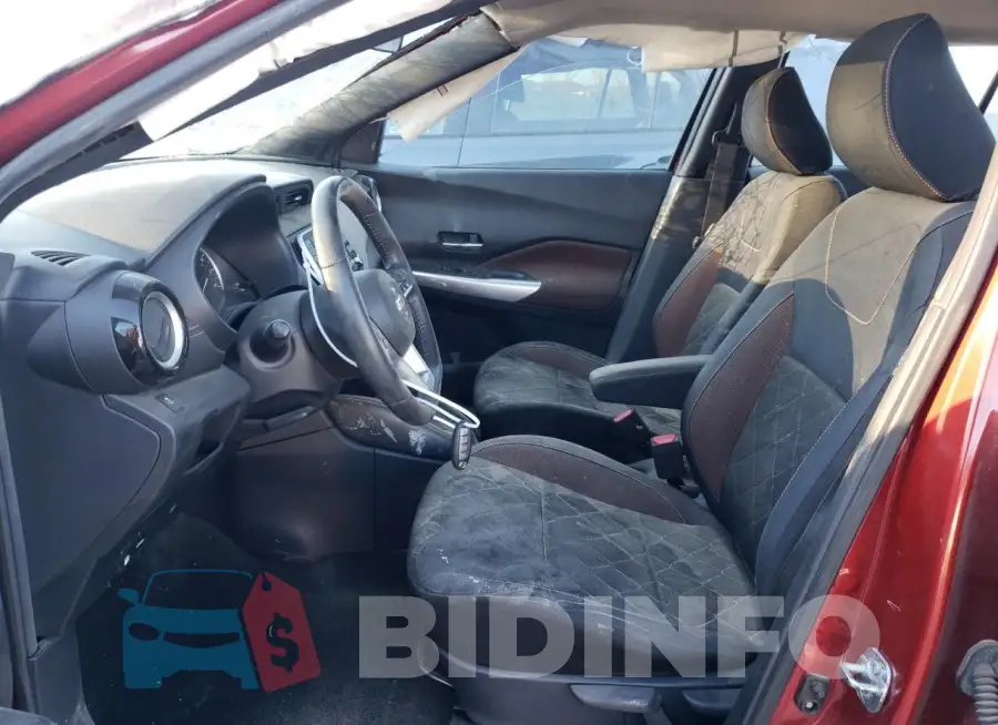 3N1CP5CU5JL529729 Photo# 7