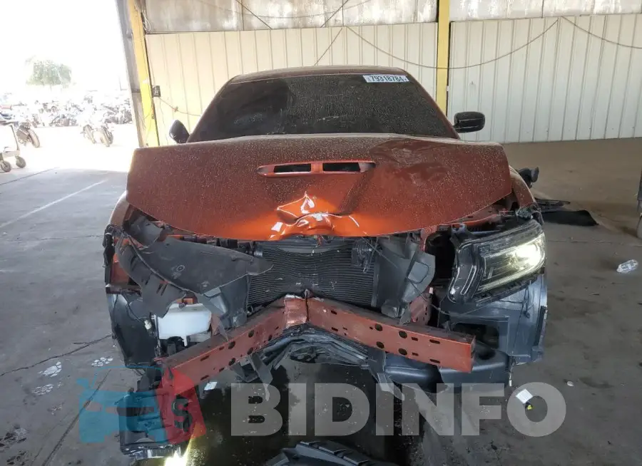 2C3CDXHG1PH680450 Photo# 5
