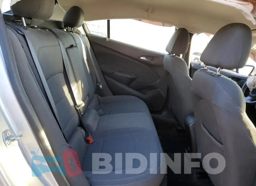 3G1BE6SM2JS649203 Photo# 10