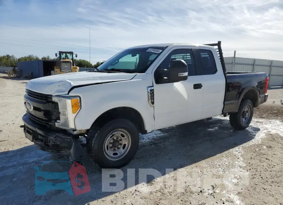 1FT7X2A62HED58949 Photo# 1