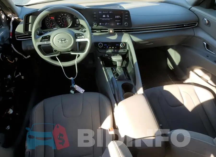 KMHLM4AG9MU133242 Photo# 8
