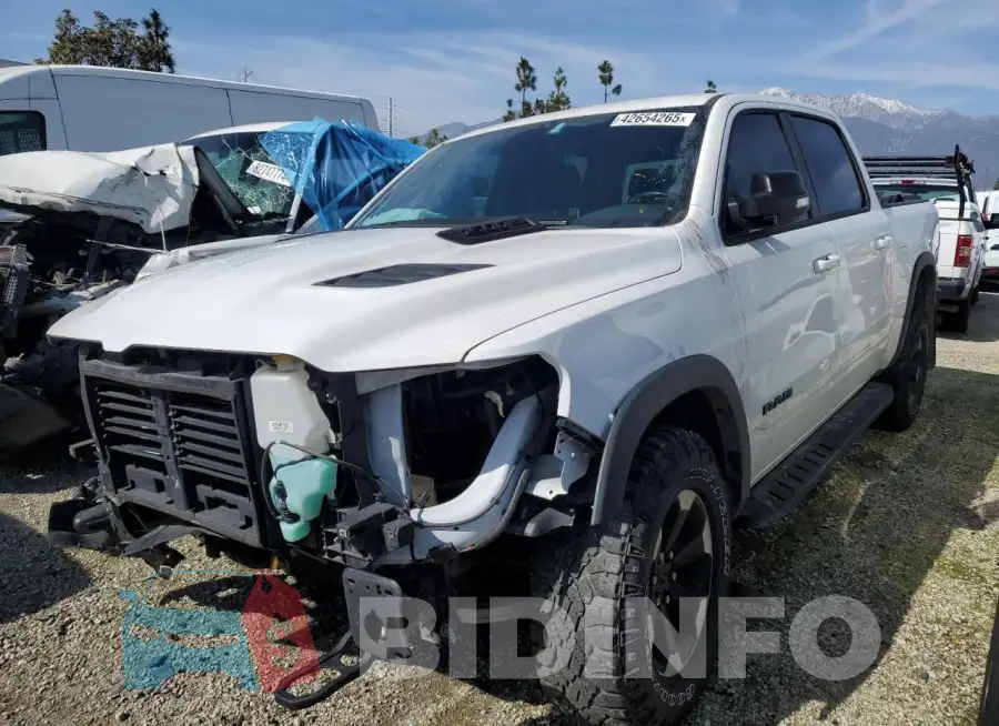1C6SRFLT9LN375729 Photo# 1