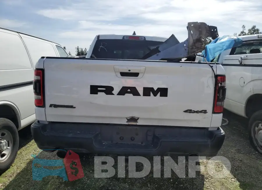 1C6SRFLT9LN375729 Photo# 6