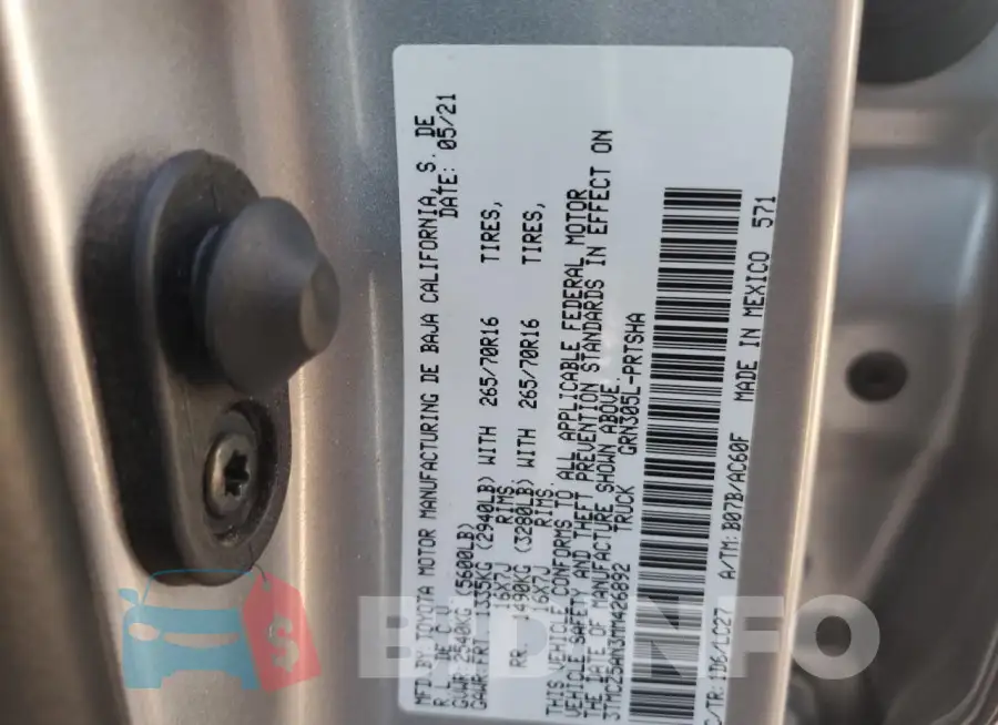 3TMCZ5AN3MM426892 Photo# 12