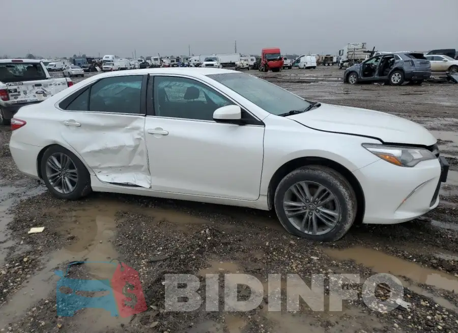 4T1BF1FK0HU412019 Photo# 4