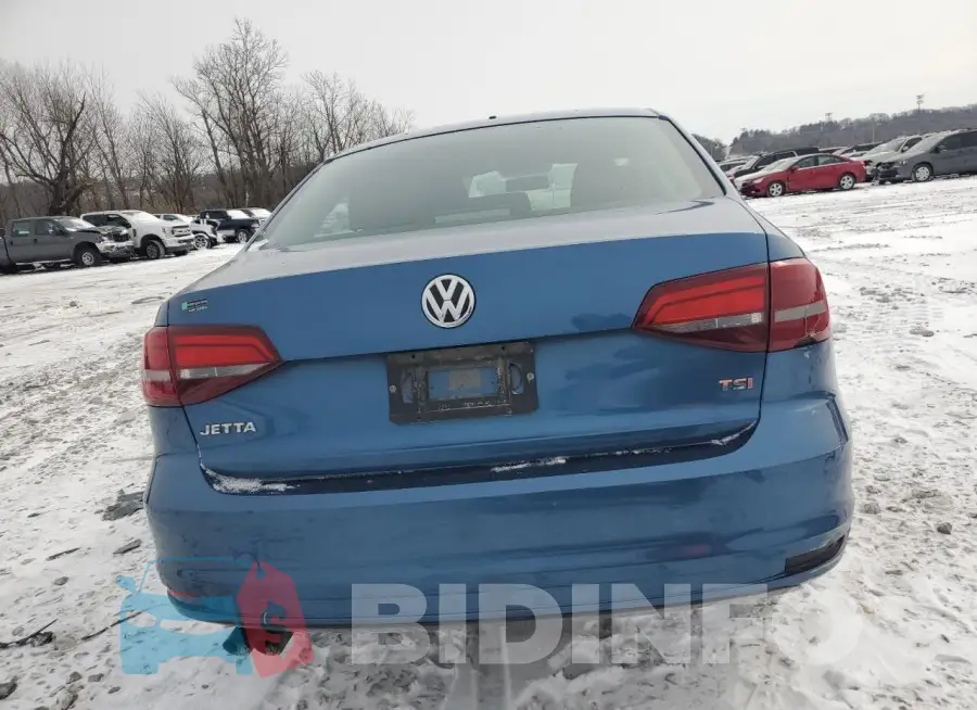 3VW267AJ7GM372432 Photo# 6