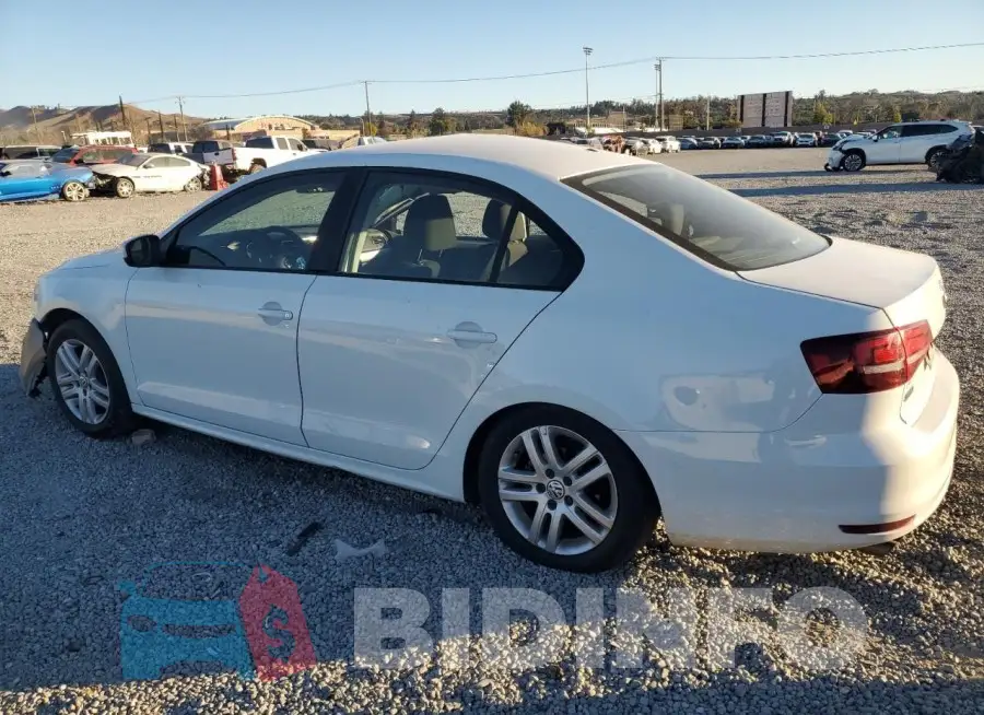 3VW2B7AJ2JM218441 Photo# 2