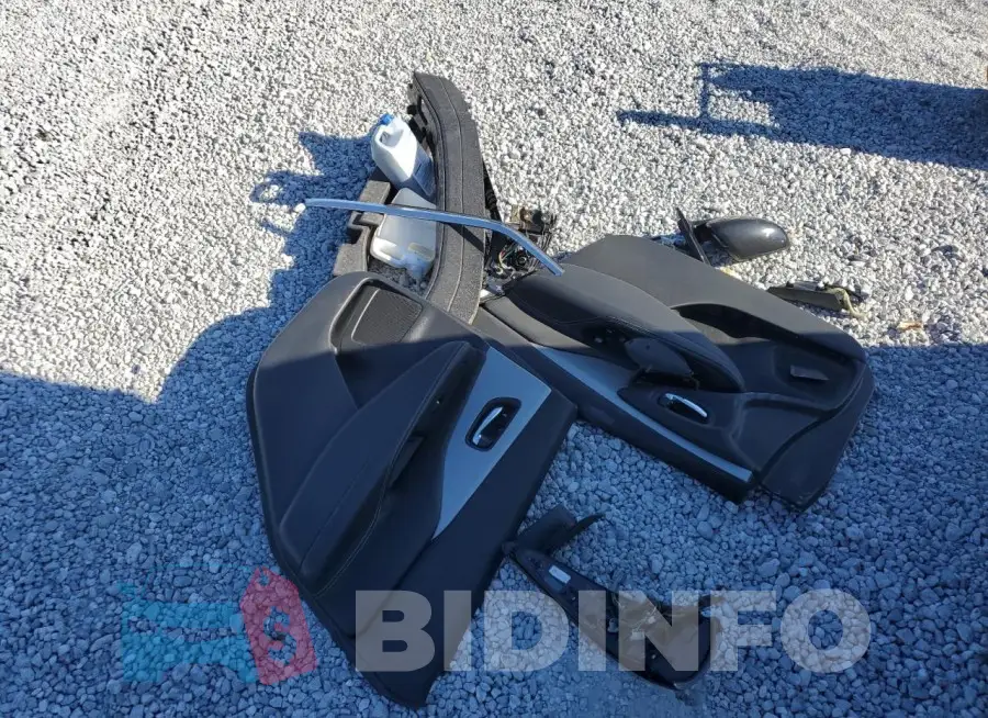 5N1AZ2MG4JN129145 Photo# 13