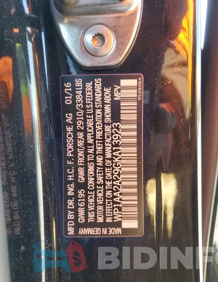 WP1AA2A29GKA13923 Photo# 13