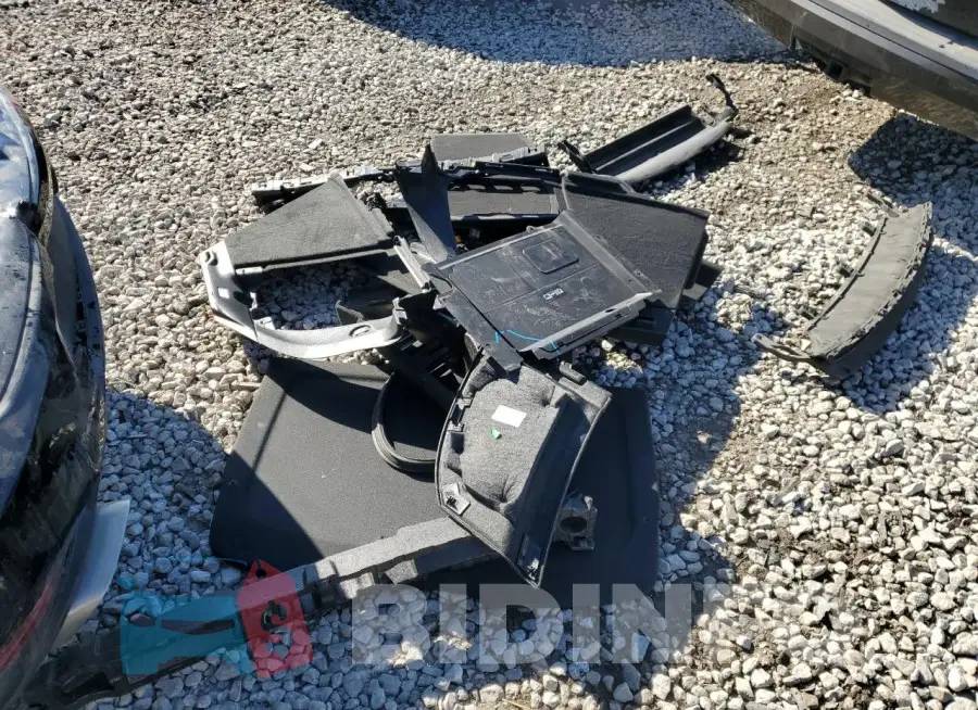 WP1AA2A57LLB13727 Photo# 13