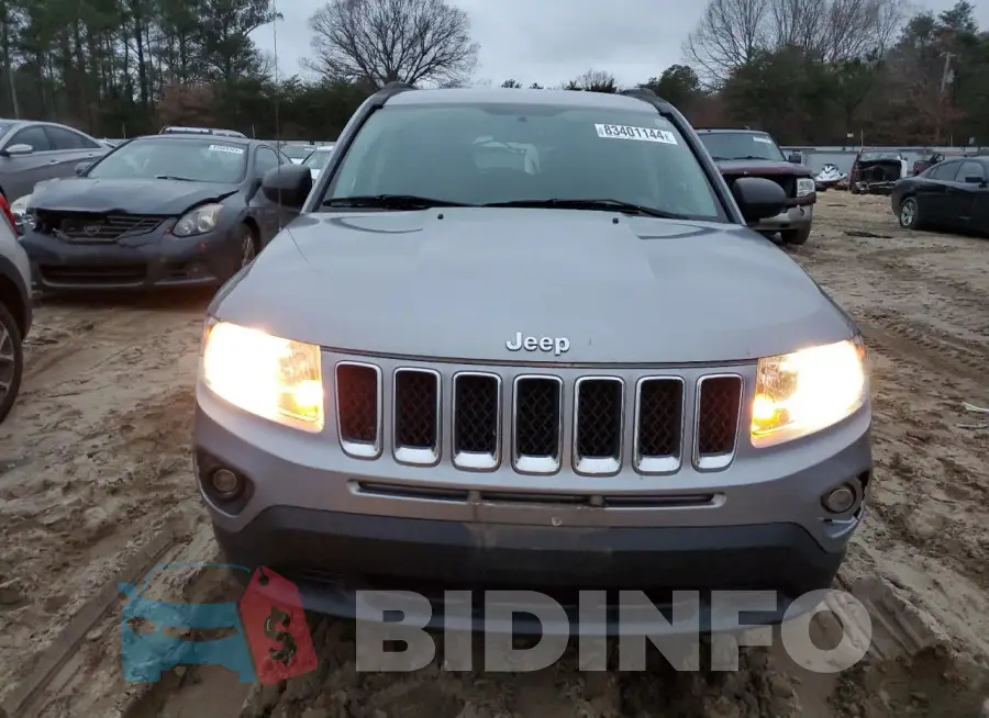 1C4NJCBA7HD147799 Photo# 5