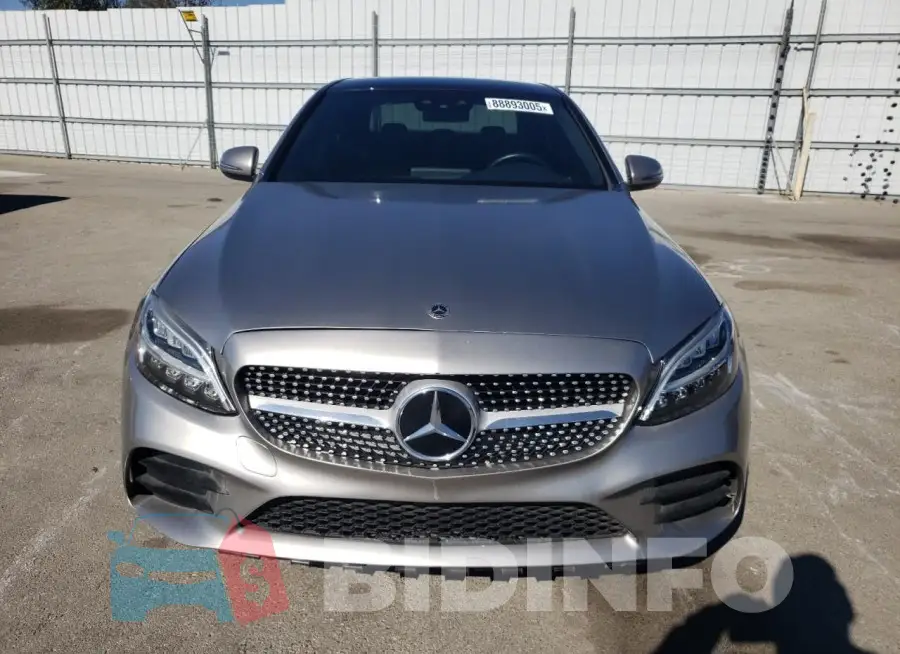 55SWF8DB7LU329558 Photo# 5