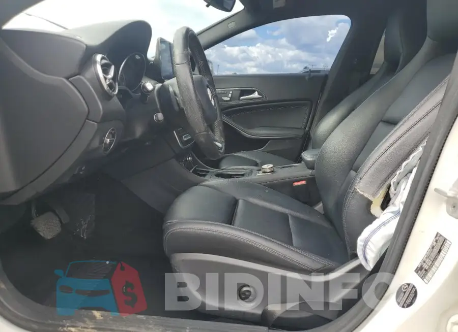 WDDSJ4EB9JN607421 Photo# 7