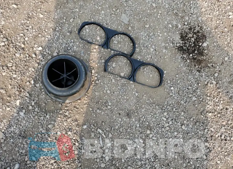 2C3CDZKG7PH696821 Photo# 12