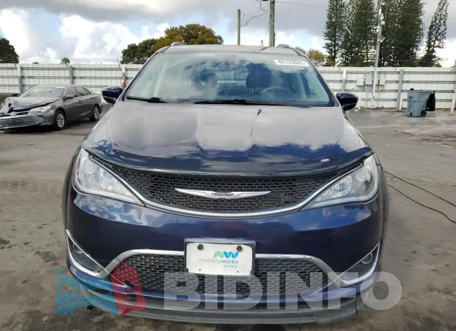 2C4RC1BG7KR732536 Photo# 5