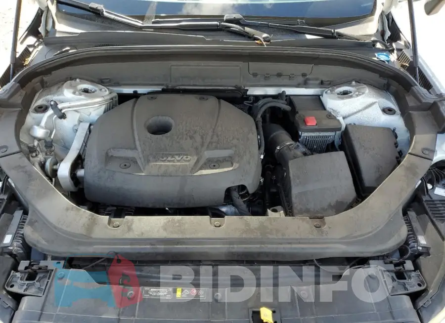 YV4102RL8L1609328 Photo# 12