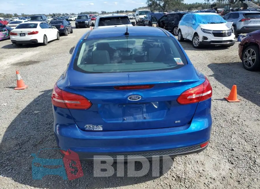 1FADP3F21JL328105 Photo# 6