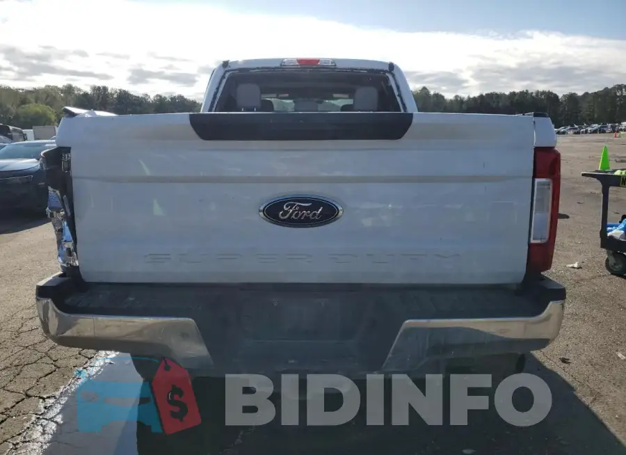 1FT7W2B64JEB47419 Photo# 6