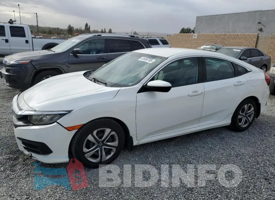 19XFC2F50GE048812 Photo# 1