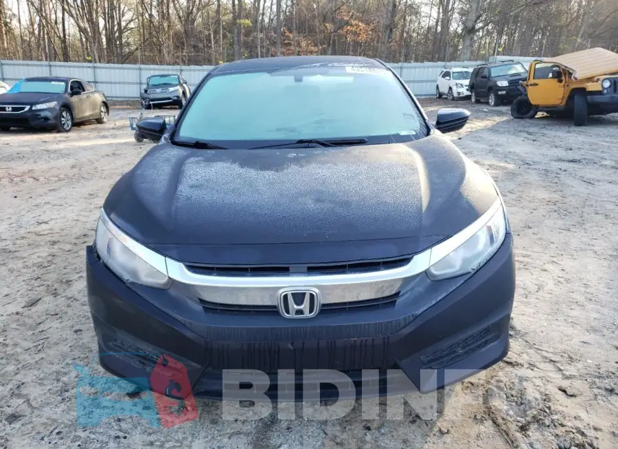 19XFC2F78HE043165 Photo# 5
